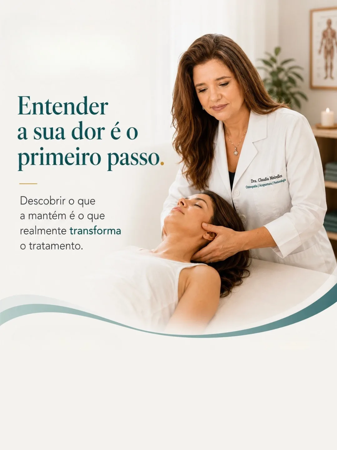 Imagem ilustrativa: osteopata realizando atendimento manual na região cervical de uma paciente deitada na maca.